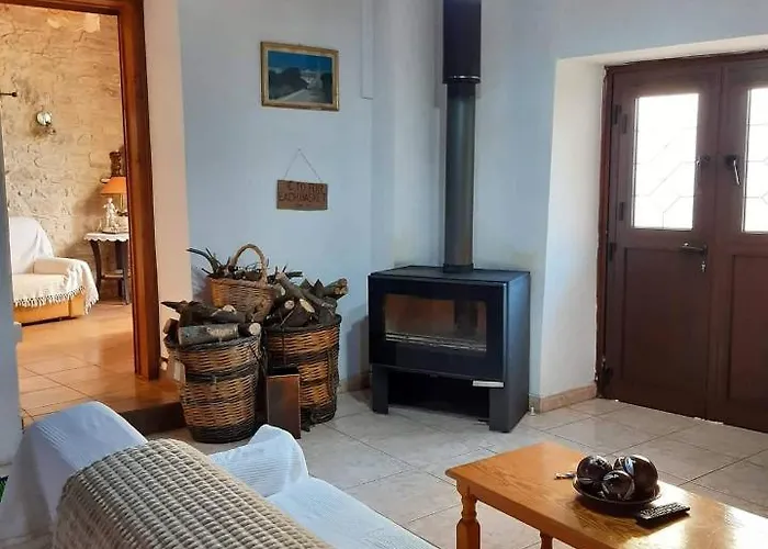 John' S House In Omodos