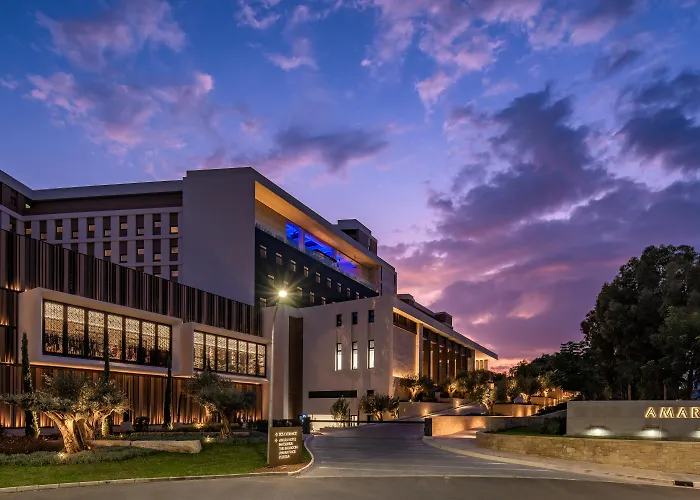 Amara - Sea Your Only View™